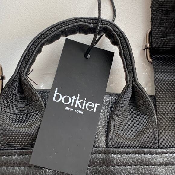 Botkier New York Backpack Bag Black Trigger Mini Backpack Travel Small NEW - Picture 11 of 14